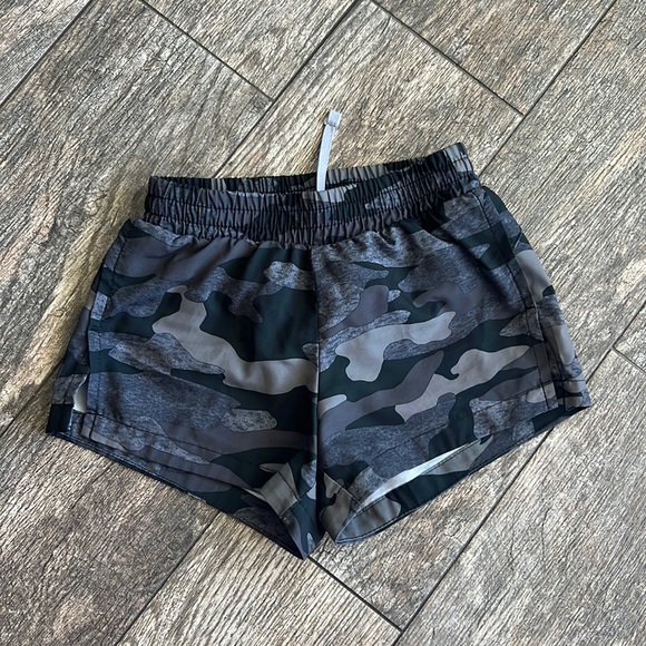 Old Navy Other - Old navy active  camouflage shorts
